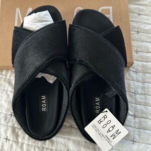 ROAM faux calf hair black sandal